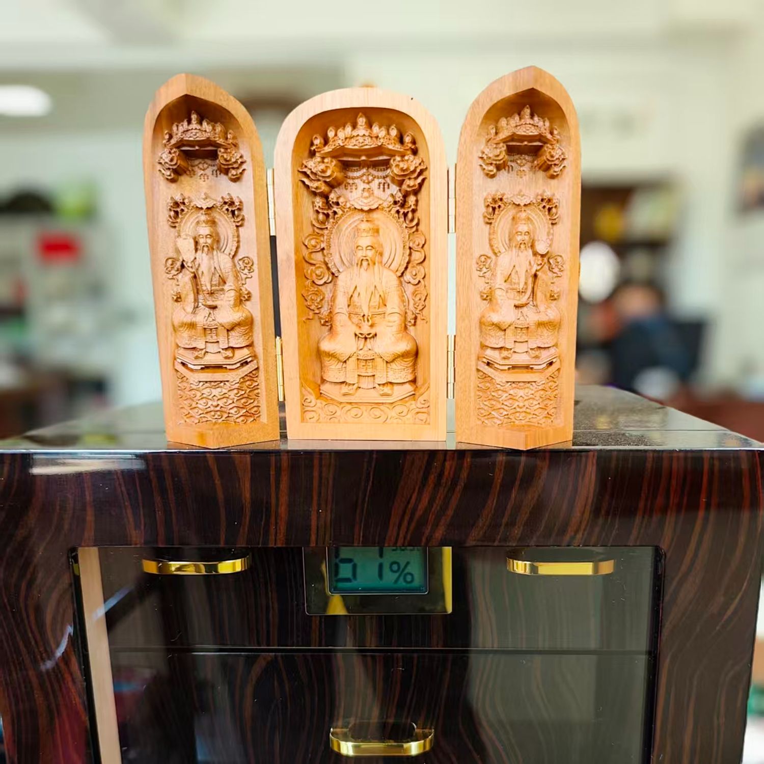 Wooden Carving of the Three Pure Ones Patriarchs - Image 4